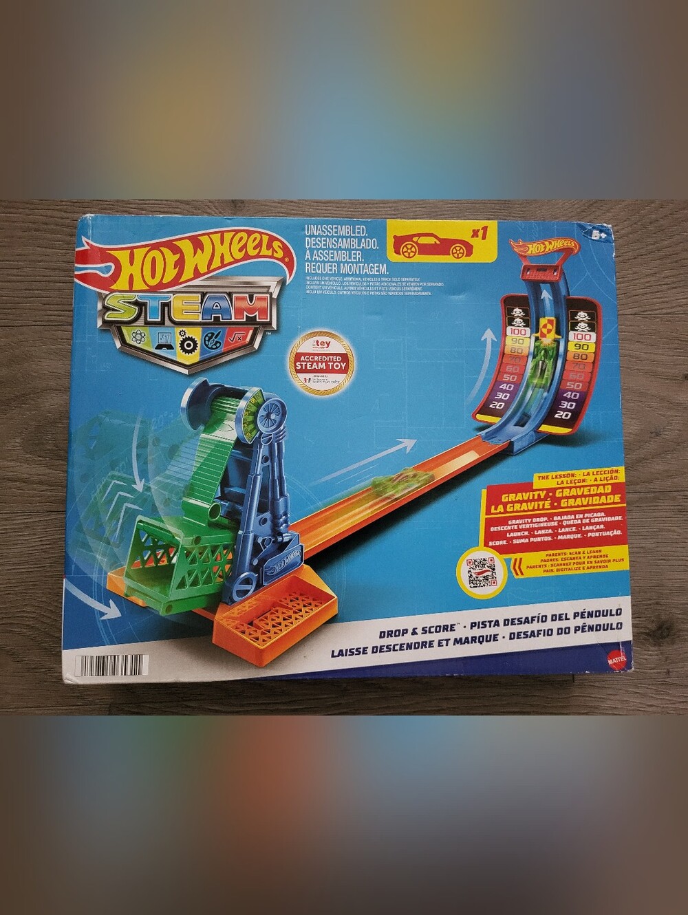 Hot Wheels Accredited STEAM Toy- Drop & Score Track